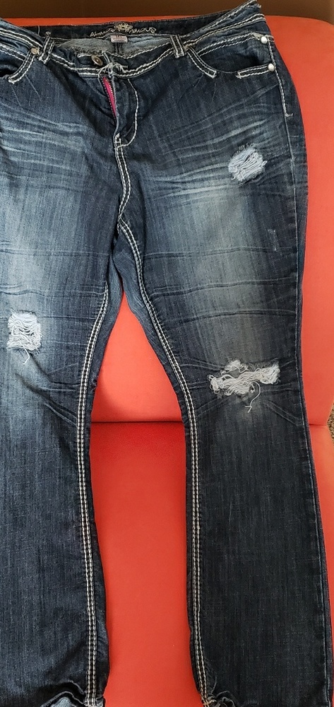 Distressed Jeans